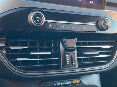 Used 2025 Ford Escape Active image 24