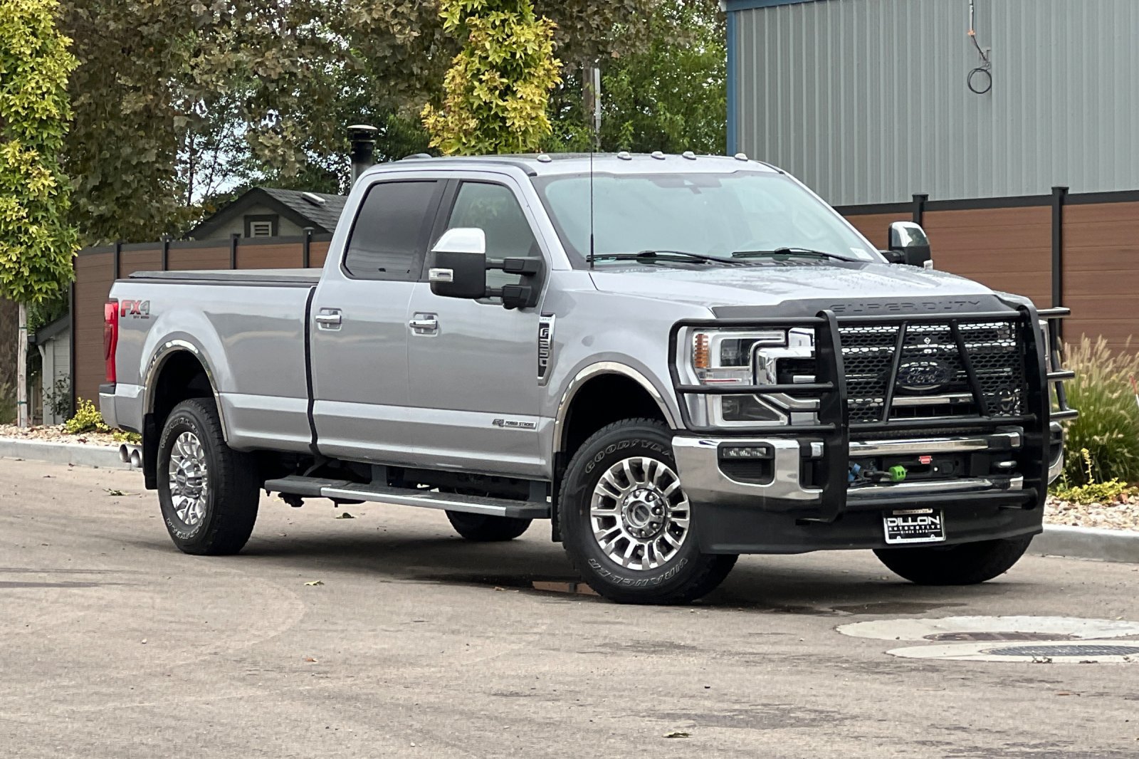 Used 2022 Ford F250 Lariat w/ Lariat Ultimate Package AWD/4WD image 2