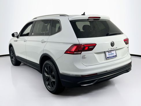Used 2022 Volkswagen Tiguan SE image 7