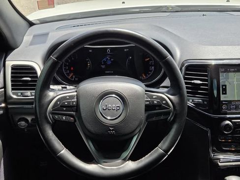 Used 2022 Jeep Grand Cherokee Limited AWD/4WD image 21