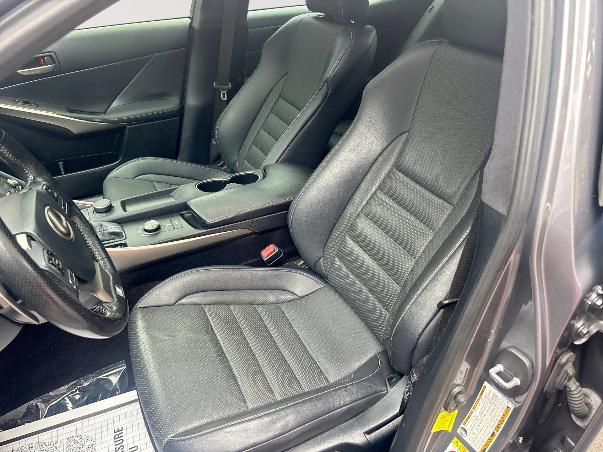 Used 2018 Lexus IS 300 F Sport w/ F Sport Package RWD image 13