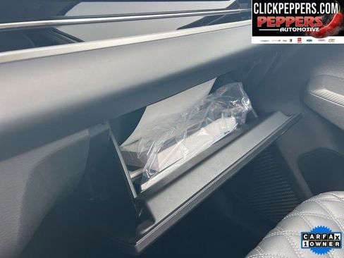 Used 2024 Mitsubishi Outlander SEL Black Edition image 15