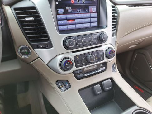 Used 2015 GMC Yukon XL SLT w/ Open Road Package image 17