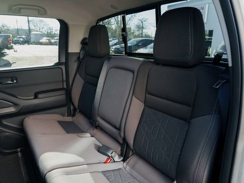 New 2026 Nissan Frontier SV image 21