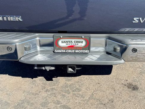 Used 2017 Nissan Frontier SV w/ SV Value Truck Package AWD/4WD image 13