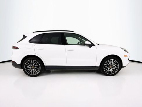 Certified 2023 Porsche Cayenne image 8
