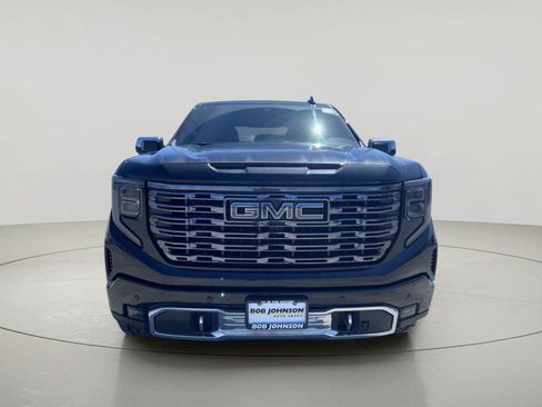 Used 2026 GMC Sierra 1500 Denali Ultimate AWD/4WD image 8