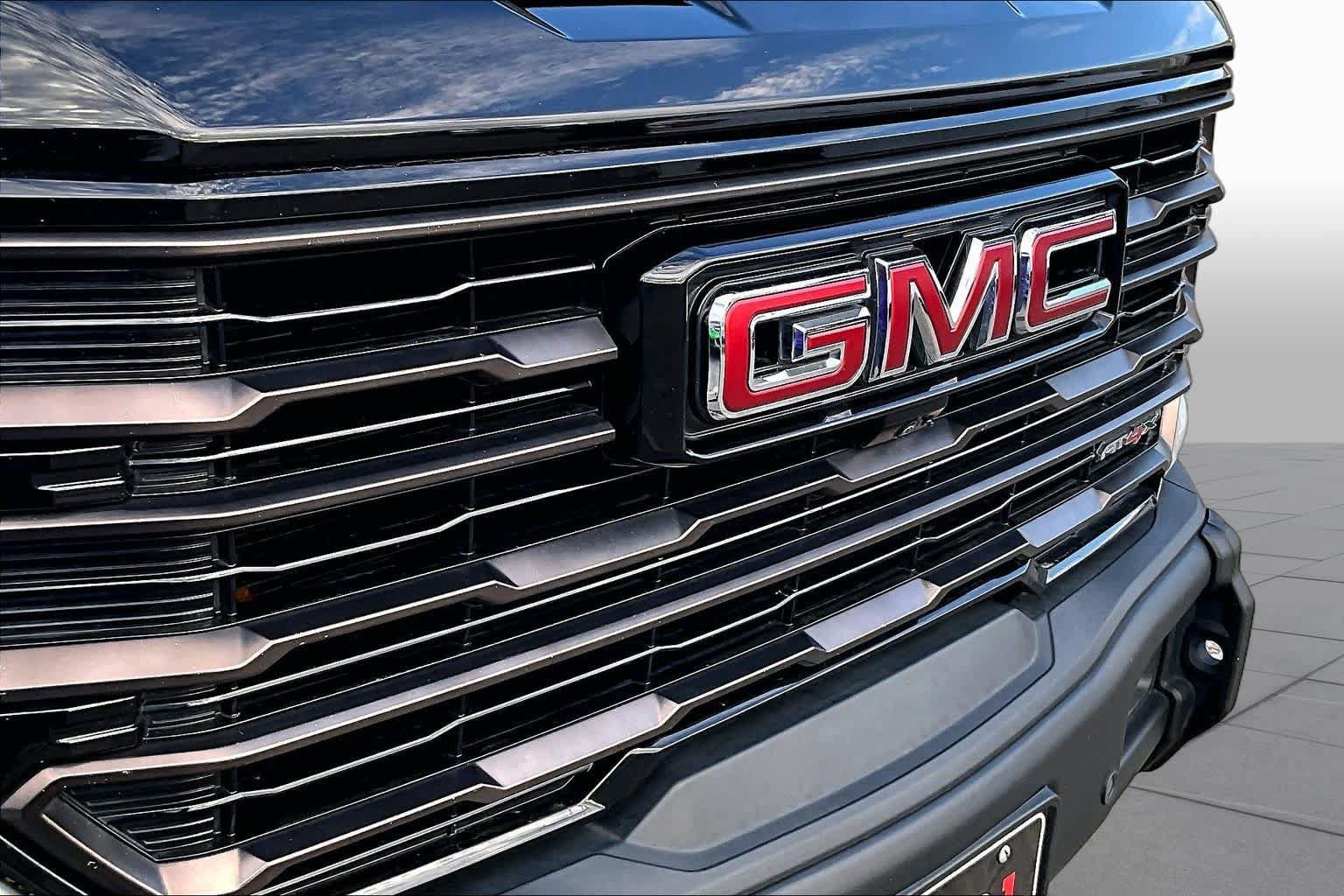 Used 2024 GMC Sierra 1500 AT4X AWD/4WD image 31