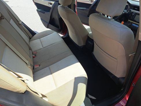 Used 2016 Toyota Corolla LE FWD image 11