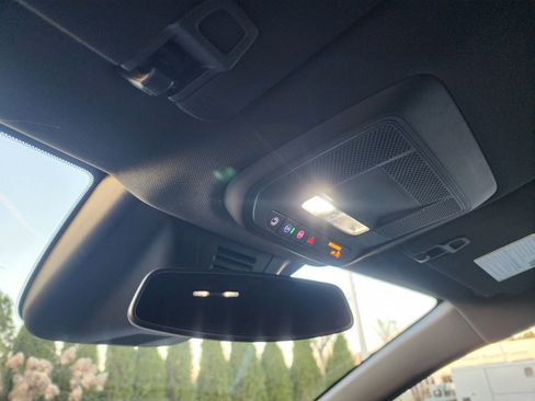 New 2026 Chevrolet Equinox EV LT image 36