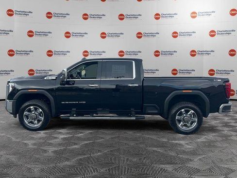 New 2026 GMC Sierra 2500 SLT w/ SLT Premium Package image 2