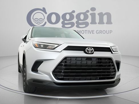 New 2026 Toyota Grand Highlander AWD image 28