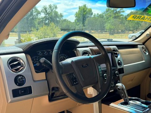 Used 2014 Ford F150 Lariat w/ Equipment Group 501A Mid RWD image 9