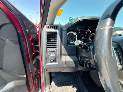 Used 2017 RAM 1500 Laramie w/ Convenience Group image 15