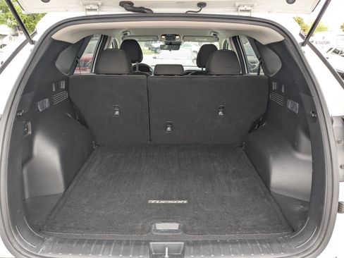 Used 2022 Hyundai Tucson SEL w/ Cargo Package AWD/4WD image 14