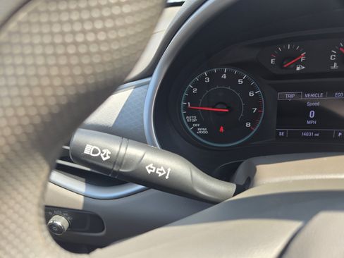 Used 2022 Chevrolet Malibu LS FWD image 18