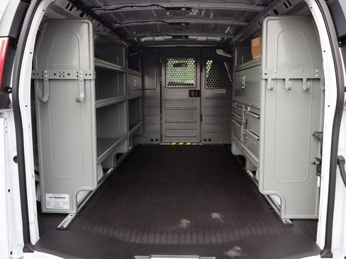 New 2025 Chevrolet Express 2500 w/ Driver Convenience Package image 27