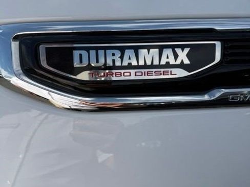 Used 2023 GMC Sierra 1500 SLT w/ SLT Premium Package AWD/4WD image 12
