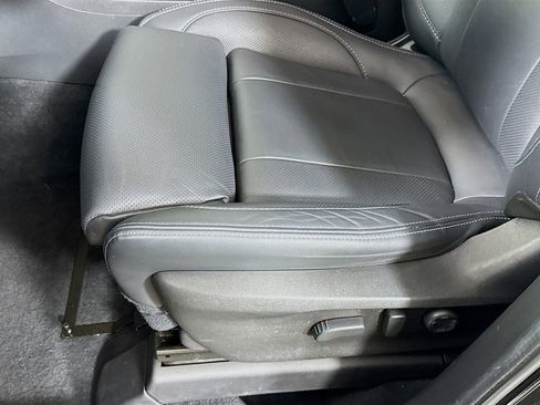 Used 2024 Subaru Ascent Limited w/ Technology Package image 23