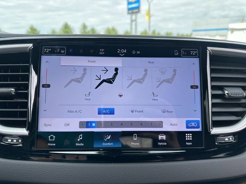 New 2026 Chrysler Voyager LX FWD image 34