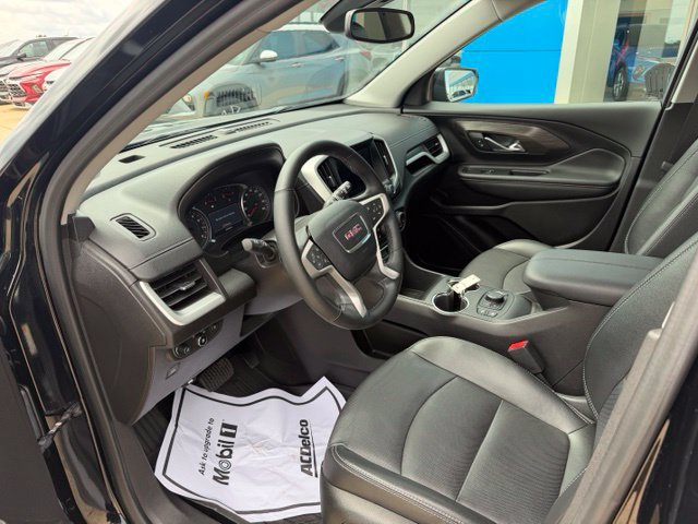 Used 2024 GMC Terrain SLT w/ LPO, Floor Liner Package AWD/4WD image 14