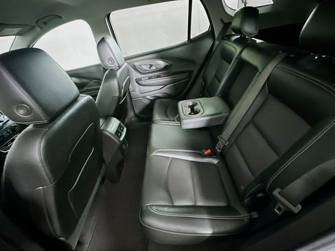 Used 2023 GMC Terrain SLT w/ Tech Package image 26