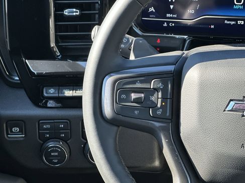 Used 2025 Chevrolet Silverado 1500 ZR2 w/ Technology Package image 20