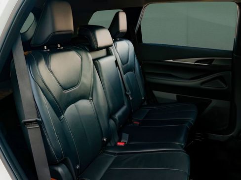 Used 2023 INFINITI QX60 Luxe image 22