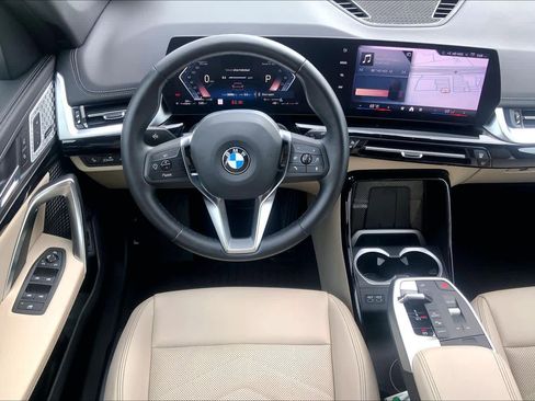 Used 2024 BMW X1 xDrive28i w/ Convenience Package image 5