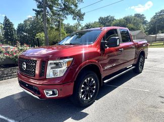 Used 2018 Nissan Titan PRO-4X image 1