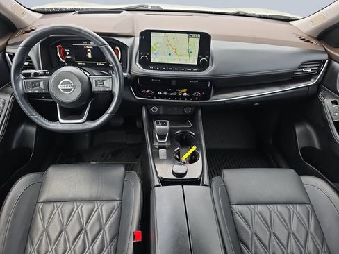 Used 2021 Nissan Rogue Platinum AWD/4WD image 12