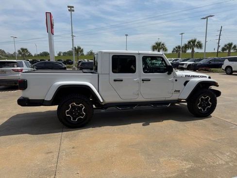 Used 2020 Jeep Gladiator Rubicon AWD/4WD image 6