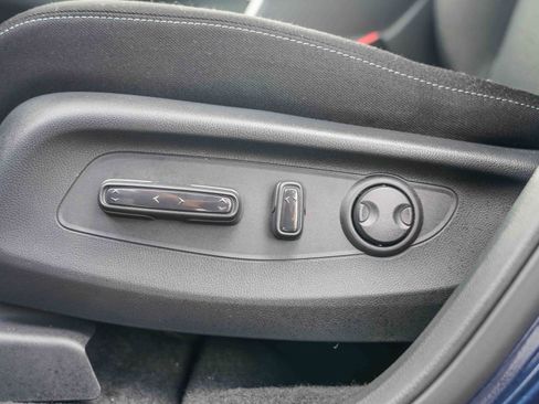 Used 2025 Honda CR-V EX image 26