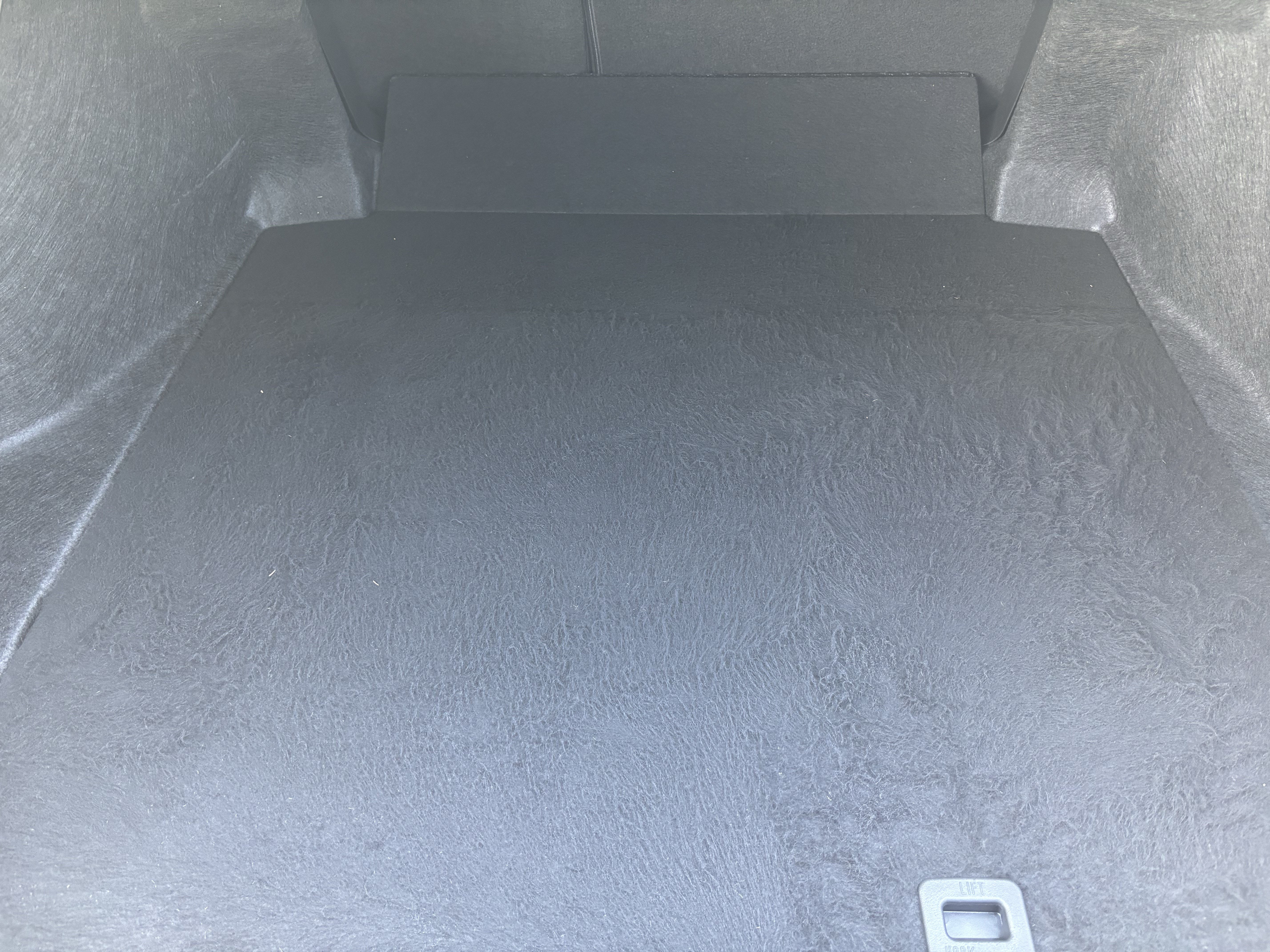 Used 2025 Toyota Camry XSE FWD image 33