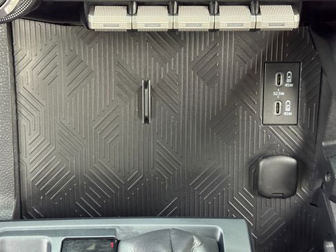 Used 2025 Toyota Tacoma TRD Off-Road image 29