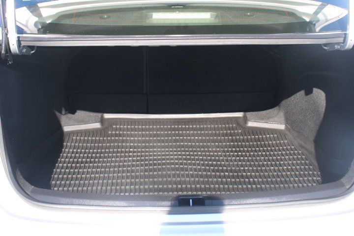 Used 2025 Toyota Corolla SE FWD image 14