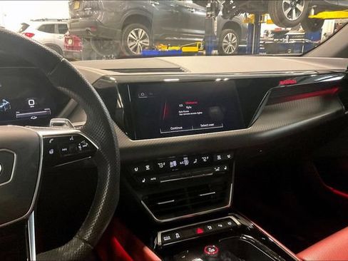 Certified 2023 Audi e-tron GT Prestige w/ Prestige Package AWD/4WD image 6