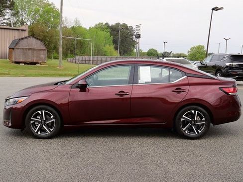 Used 2024 Nissan Sentra SV image 4