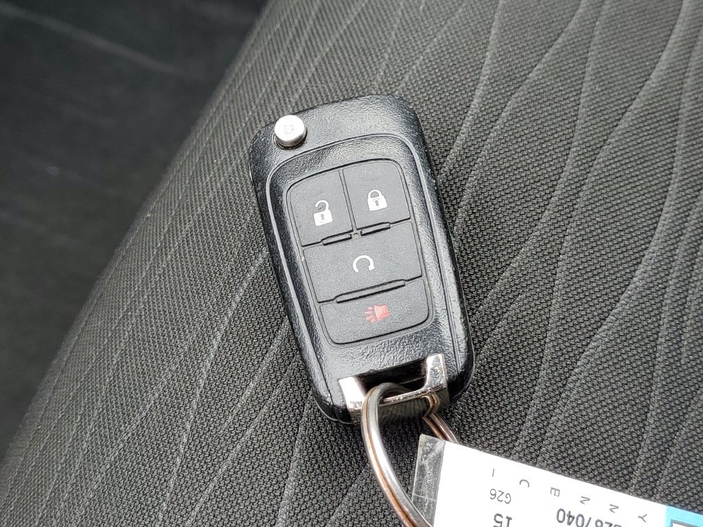 Used 2015 Buick Encore Convenience AWD/4WD image 30
