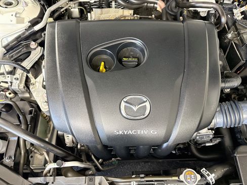 Used 2022 MAZDA MAZDA3 s FWD image 39