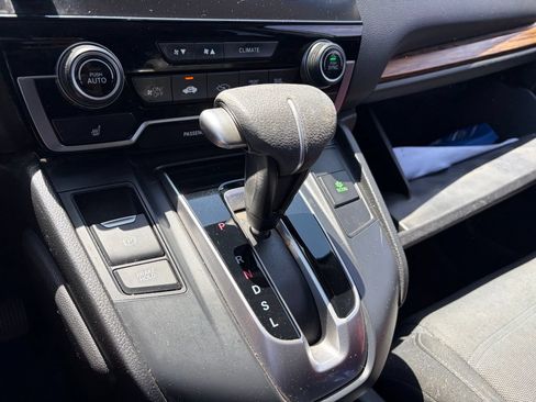 Used 2017 Honda CR-V EX image 9