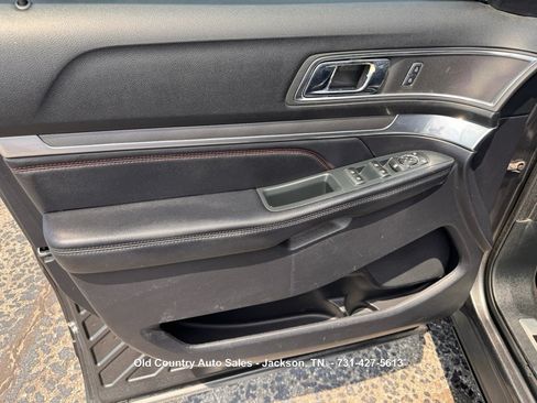 Used 2019 Ford Explorer Sport AWD/4WD image 25