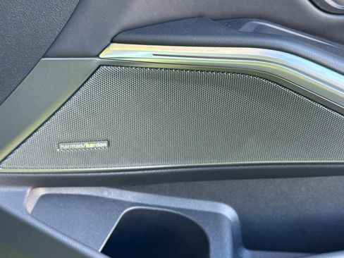 Used 2022 BMW M3 Competition w/ M Carbon Exterior Package image 22