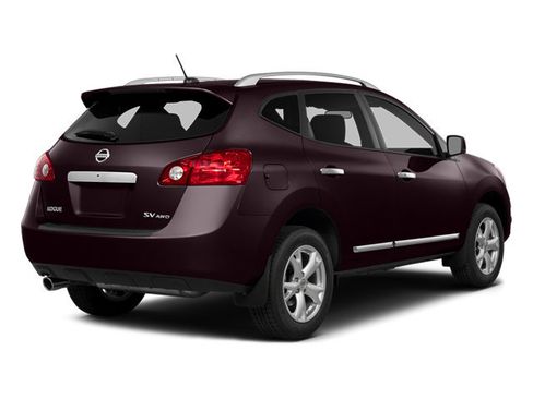 Used 2014 Nissan Rogue S w/ Convenience Package FWD image 2