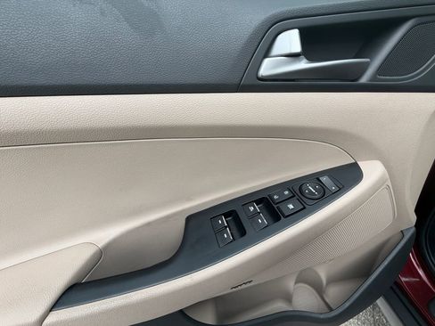 Used 2017 Hyundai Tucson Limited w/ Limited Ultimate Package 03 image 11