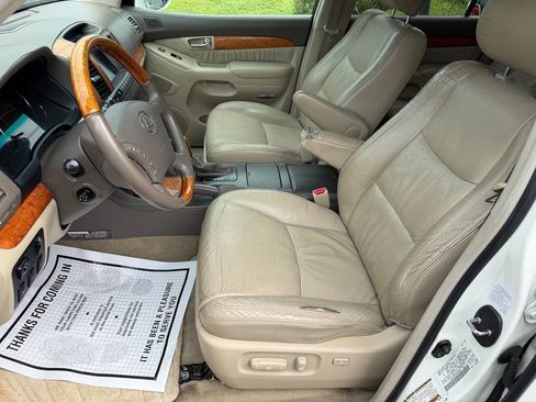 Used 2004 Lexus GX 470 AWD/4WD image 11