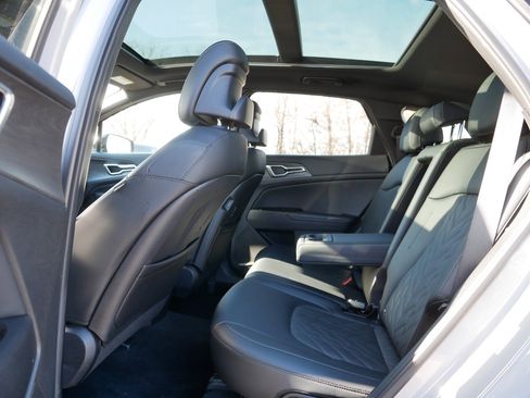 Certified 2023 Kia Sportage X-Line w/ X-Line Premium Package image 36