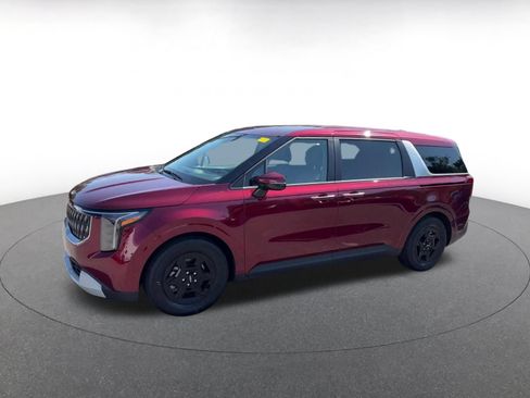 Used 2026 Kia Carnival FWD image 7