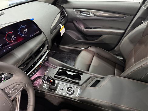 New 2026 Cadillac CT5 V image 41