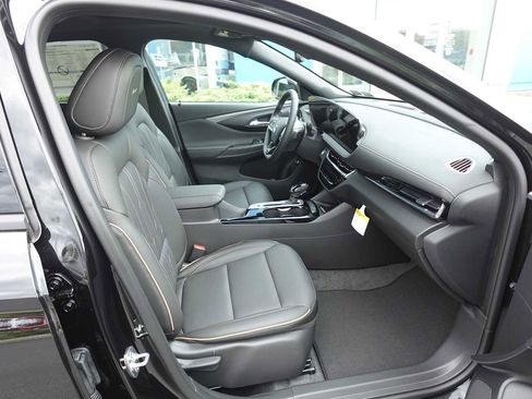 New 2026 Buick Envista Avenir FWD image 26